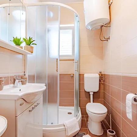 Marta Apartment *